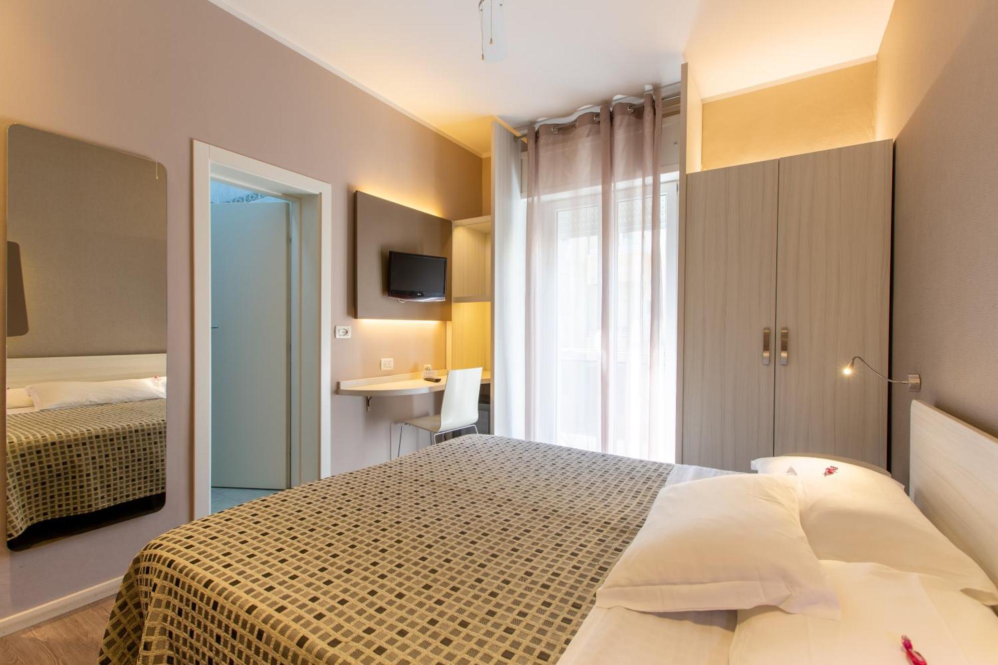 Hotel Gardenia Rimini Exterior photo
