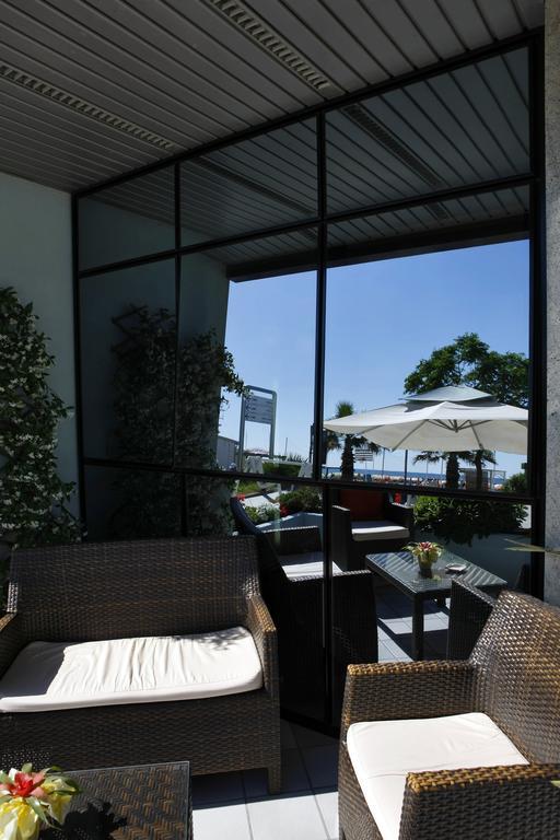 Hotel Gardenia Rimini Exterior photo